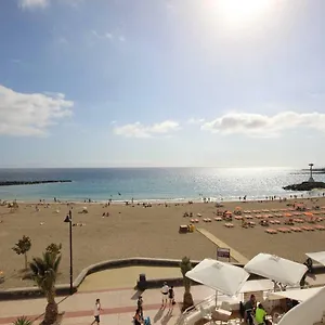 Luxury Cristianos Beachfront Apartment Los Cristianos (Tenerife)